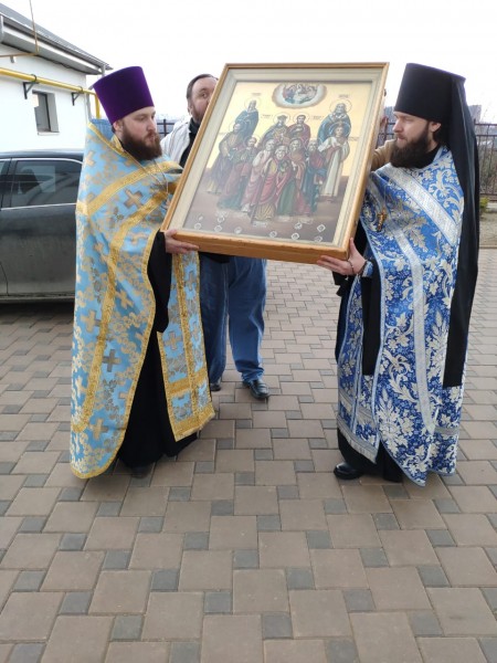 Принесение святыни в Путилково