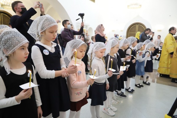 Миссионерская Литургия для детей в Никольском соборе Красногорска