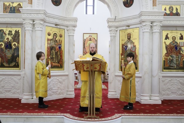 Миссионерская Литургия для детей в Никольском соборе Красногорска