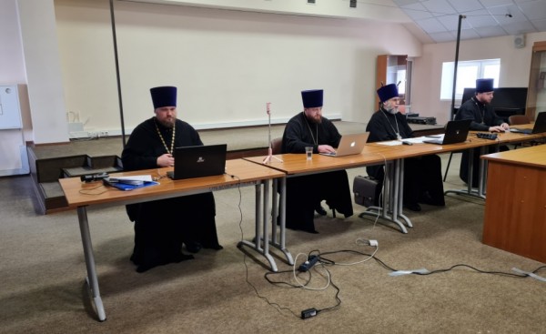 Заседание Архиерейского совета Московской митрополии