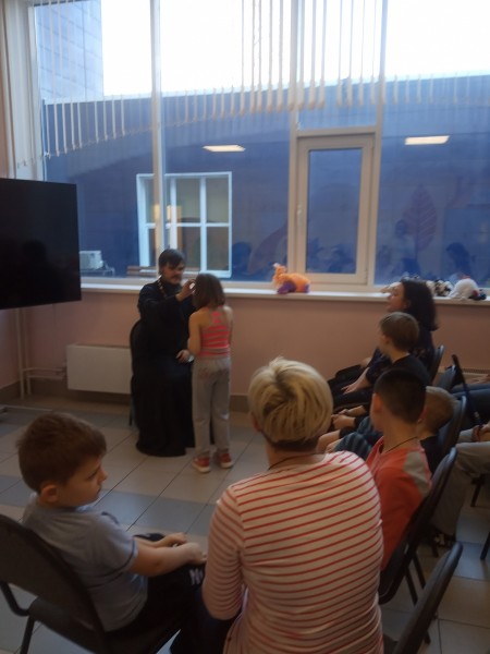 Духовное окормление беженцев из Донбасса