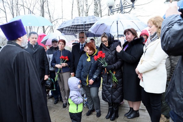 В память о погибшем офицере