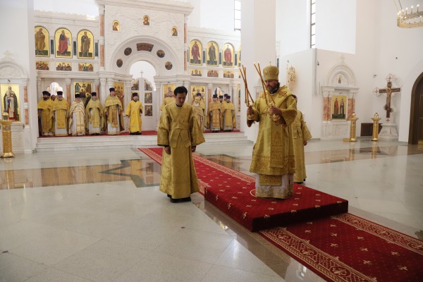 Архиерейская литургия в день 90-летия Красногорска