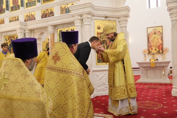 Архиерейская литургия в день 90-летия Красногорска