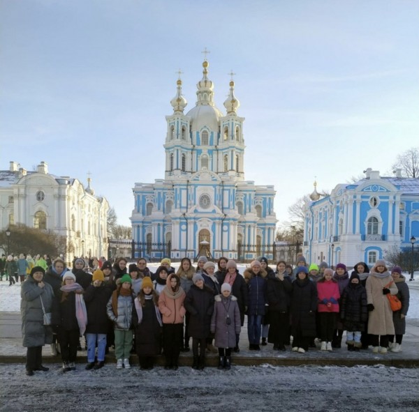 Поездка Старшего хора девочек ДЦМШ в Санкт-Петербург