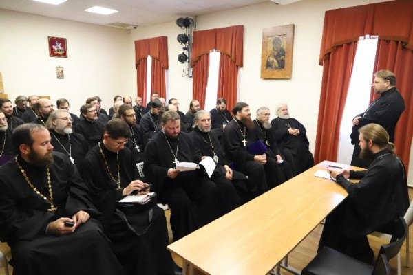 Братское совещание  духовенства Красногорского благочиния