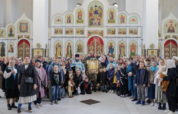 Крестный ход с иконой Пресвятой Богородицы “Избавительница от бед" в Красногорском благочинии