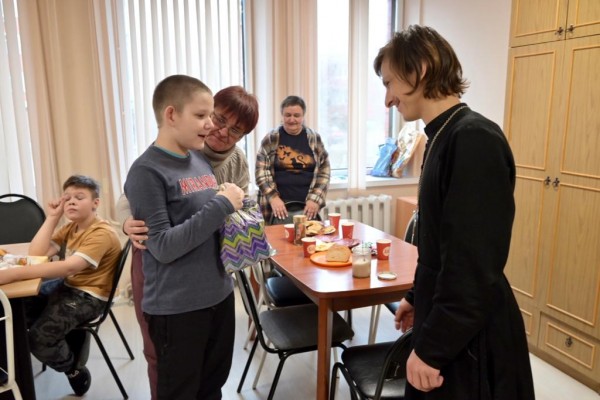 Акция «Согреем детские сердца» в Никольском храме г. Красногорска