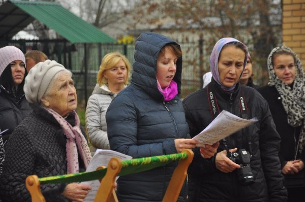 Освящение креста и главки в Степановском