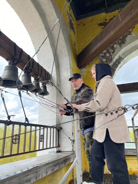 Гости в Никольском храме с. Ангелово