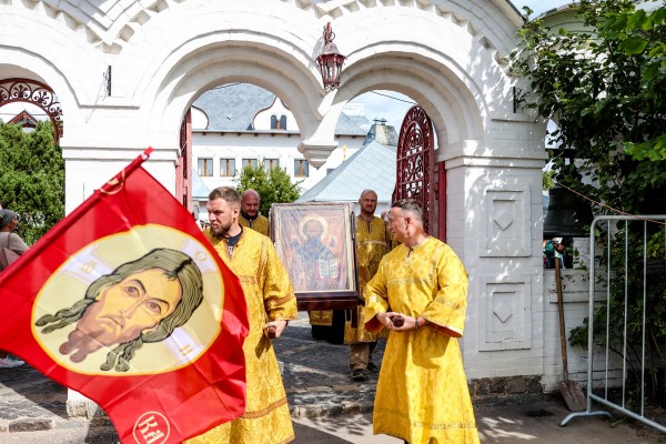 Празднование памяти святителя Николая в селе Дмитровское