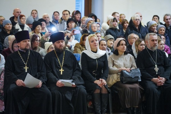 Поездка Старшего хора девочек ДЦМШ на Сергиевский хоровой собор в Нижний Новгород