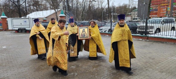 Принесение иконы с мощами святого равноапостольного Николая Японского в Красногорск