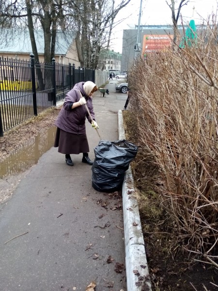Субботник в Знаменском храме г. Красногорска