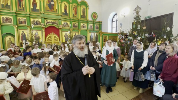 Детский Рождественский праздник в Данииловском храме пос. Нахабино