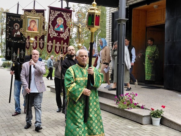 Престольный праздник в Данииловском храме Нахабино