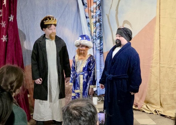 Рождественский спектакль воспитанников Воскресной школы храме святителя Иоанна Златоуста