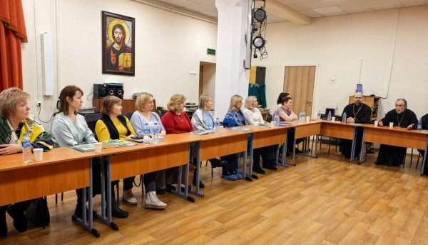 Круглый стол на тему «Как Рождественские образовательные чтения влияют на формирование духовно-нравственной личности?» в Красногорске