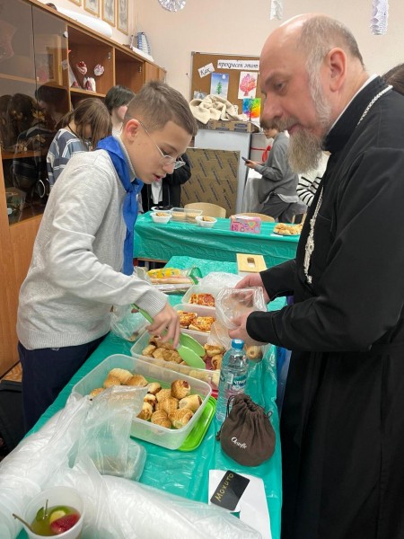 Благотворительная ярмарка в Николо-Урюпино 