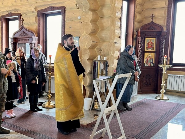 Встреча с семьями участников Специальной военной операции в Георгиевском храме д. Нефедьево