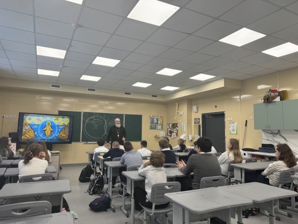 Встреча со школьниками в образовательном центре «Лидер» п. Нахабино