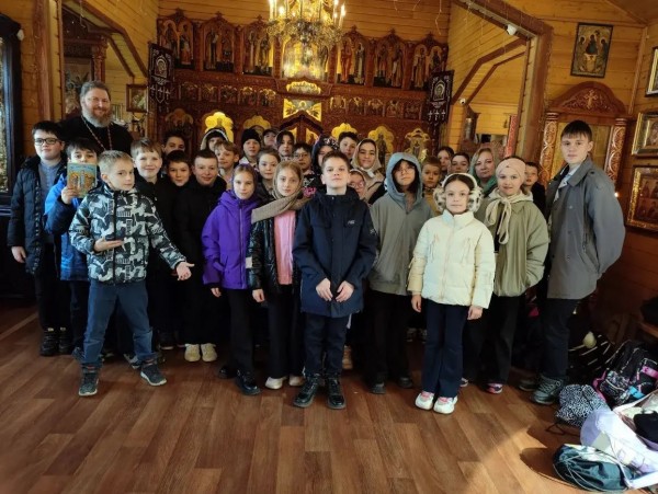 Встреча со школьниками в Покровском храме Нахабино