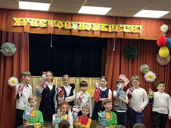 Богослужебный день Свято-Георгиевской гимназии в Знаменском храме г. Красногорска