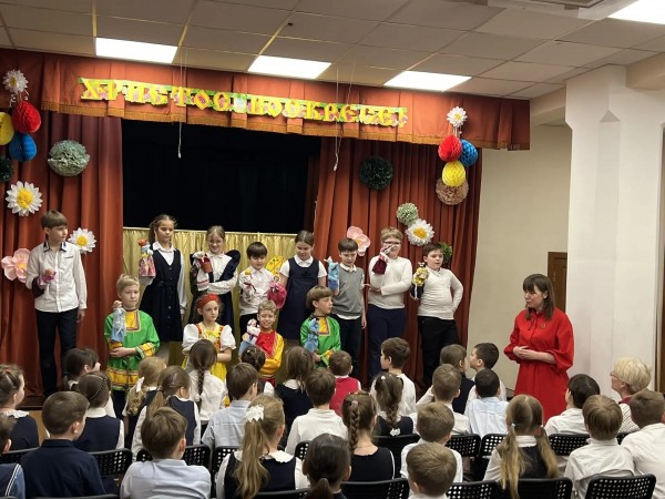 Богослужебный день Свято-Георгиевской гимназии в Знаменском храме г. Красногорска