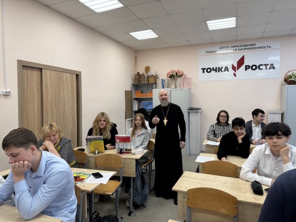 Урок «Пасха Христова - наша Победа» - в Николо-Урюпинской школе