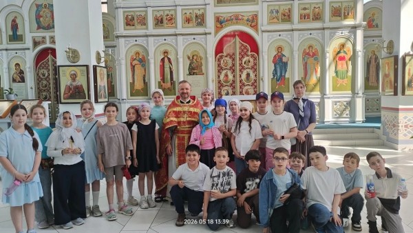 Ученики школы «Мозаика» - в Михаило-Архангельском храме Путилково