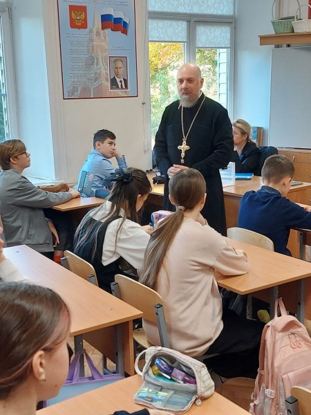 Урок в Николо-Урюпинской школе