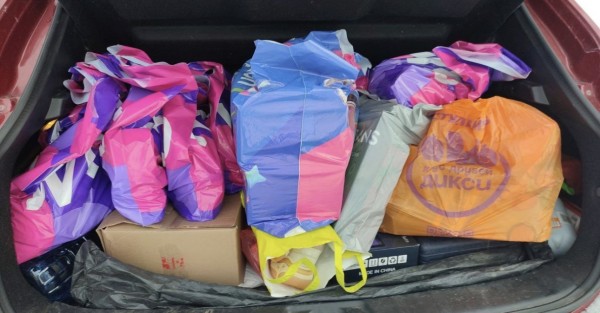 Отправка гуманитарной помощи из Путилково на Донбасс